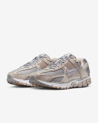 HF1553-101 Nike Zoom Vomero 5 Light Orewood Brown (Men display picture 3