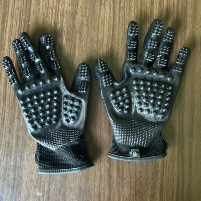 Hands On Pet Horse Grooming Gloves Scrub Shed Brush Groom Size Small HandsOn