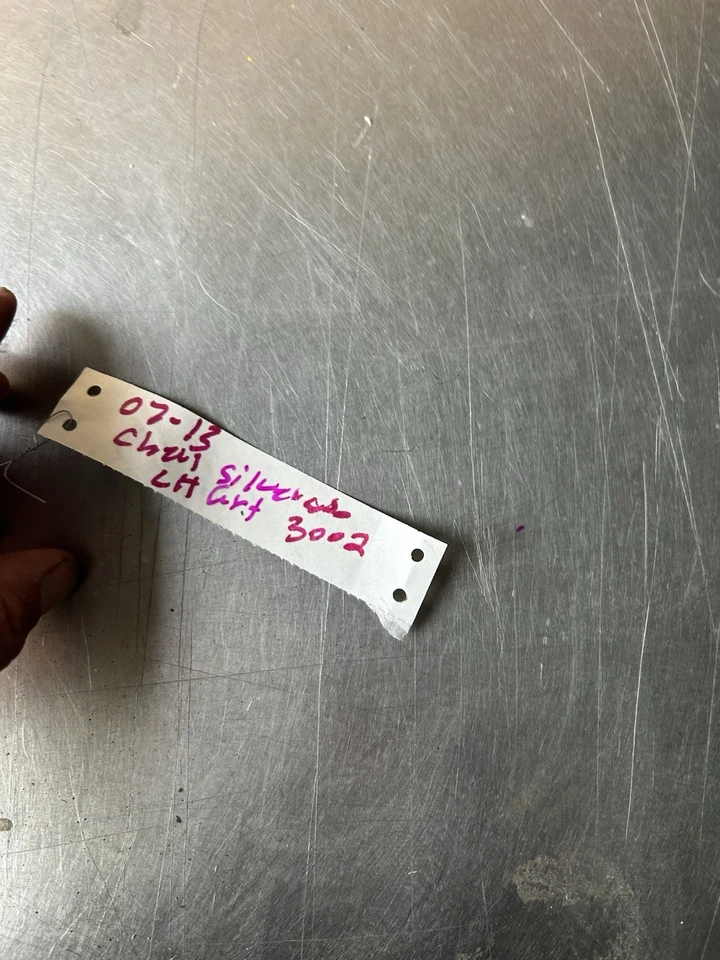 ✅Parasol para conductor Chevy Silverado 3500HD 2007-2014 sin iluminación #3002 Foto 4 de 4