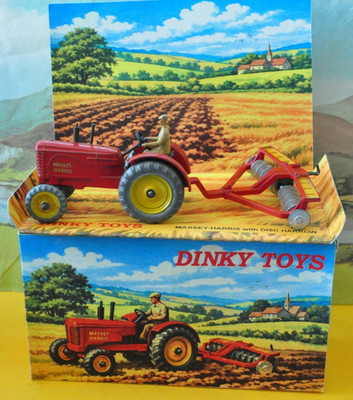 Dinky Toys Gift Set 352 Massey Harris with Disc Harrow in Reprobox
