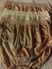 Lot Of 3 Size 6 vintage fruit of the loom 100 nylon panties w/tags Wide Lace