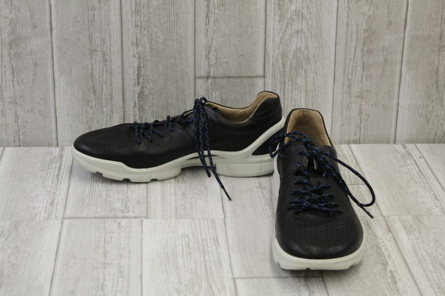 ecco biom street sneaker