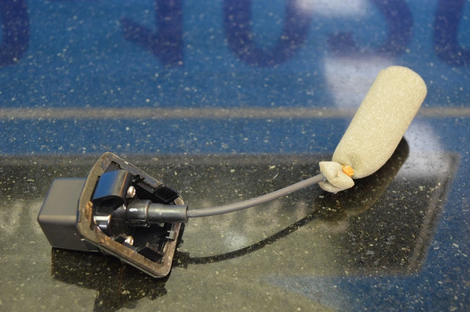 Mercedes Benz E63 CLS63 2012 W218 AMG vista trasera montada en el maletero cámara de reversa Foto 2 de 4