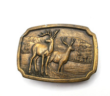 VINTAGE DEER TWO BUCKS BELT BUCKLE SOLID BRASS COLLECTIBLE HUNTING SPORTSMANSHIP