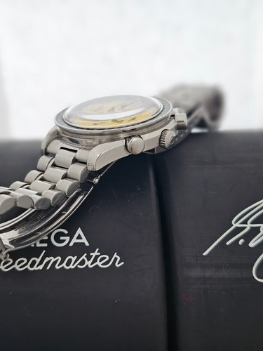 OMEGA Speedmaster Chrono Micheal Schumacher Yellow Watch - 3510.12.00 - Picture 10 of 24