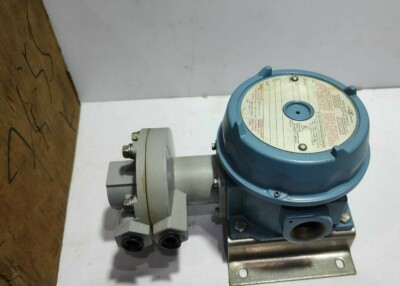 United Electric Ue J120K-15641 76842 Druck Schalter 12.4 Sich 189.1 Mbar