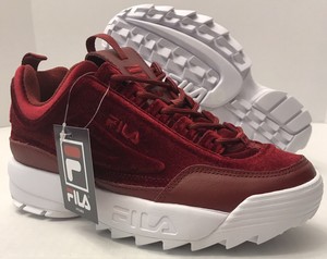 fila rojos mujer