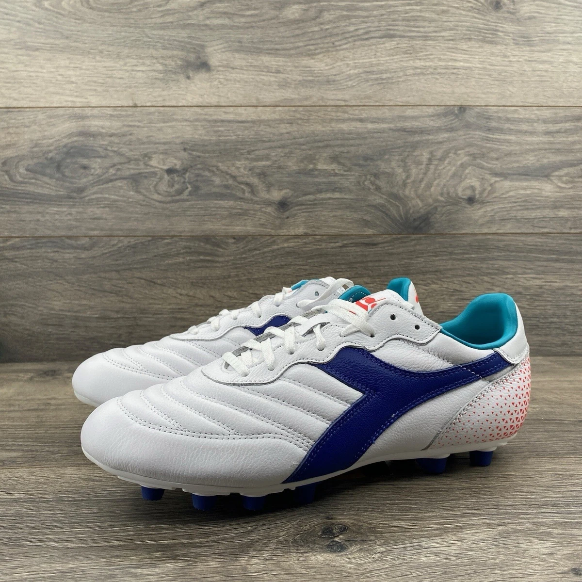 Las mejores ofertas en Botines de fútbol Diadora Blanco para
