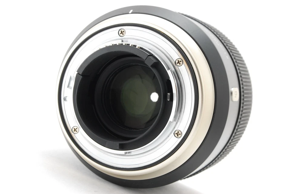 [MINT] Tamron SP 35mm F/1.8 Di VC USD Lens For Nikon w/ Hood From JAPAN - Image 4 of 4