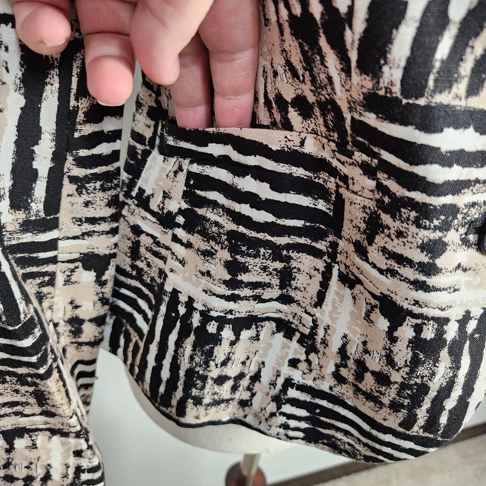 全新无标签 Calvin Klein 黑色白色棕褐色印花亚麻混纺西装外套 (4) #0573 — 第 4/4 张图片