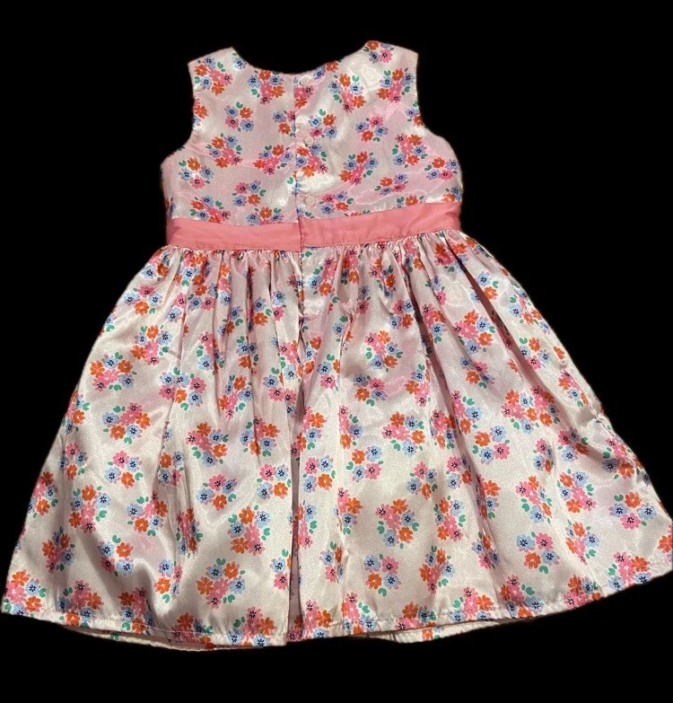 CARTERS 尺寸 4 女孩漂亮的粉红色花朵假日连衣裙带丝带腰围 — 第 4/4 张图片