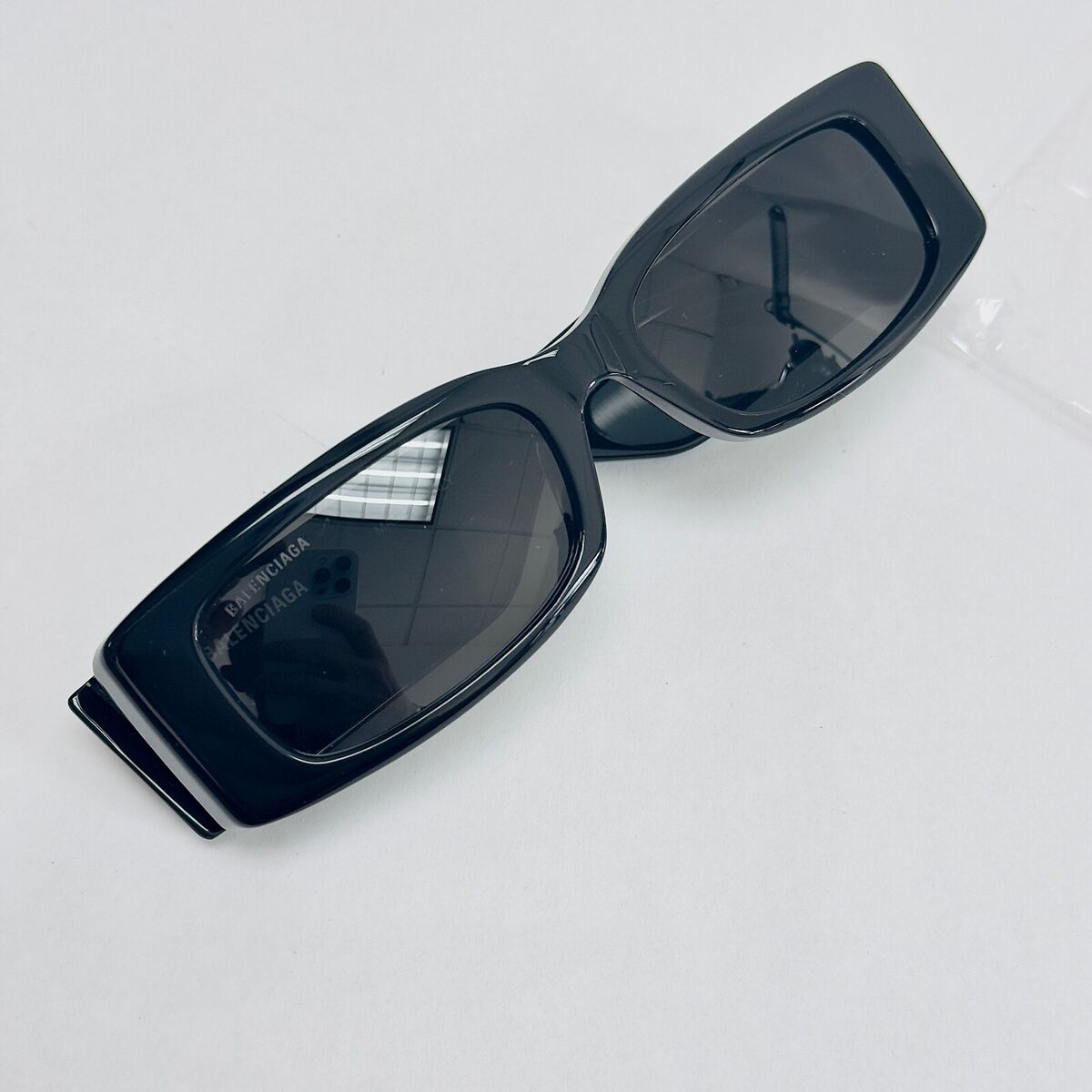 BALENCIAGA MAX Square 0260 Black 001 Fashion Logo Narrow BALENCIAGA MAX Square 0260 Black 001 Fashion Logo Narrow