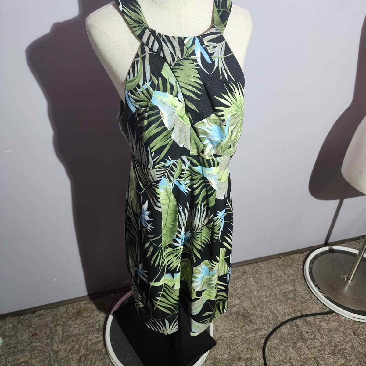 Connected apparel green palm leaf sleeveless dress size 14 Connected apparel green palm leaf sleeveless dress size 14