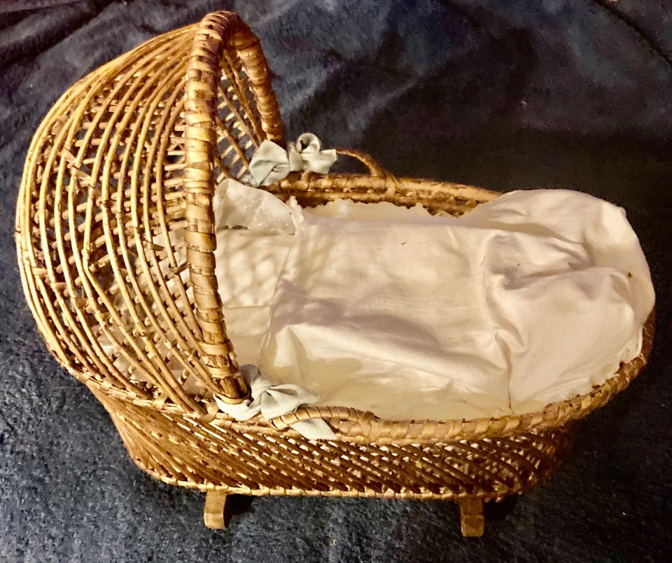 berceau couffin ancien bois et osier pour poupée poupon 1920 / 1930 - RARE !! - Photo 4/4