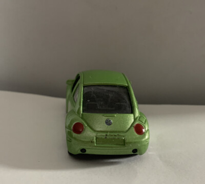 Coccinelle VW Métal 1/34-1/39 – Miniature Verte 11 Cm, Portes Ouvrantes, Collection Welly