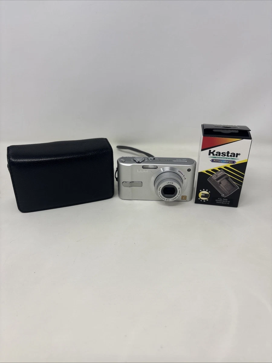 Panasonic LUMIX DMC-FX01 Digital Cameras with Date/Time Stamp for