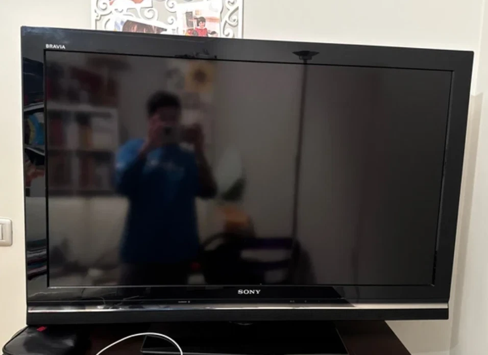 Sony Bravia TV KDL-44W5500 40" HD 1920 x 1080 Nero Lucido - Immagine 2 di 3