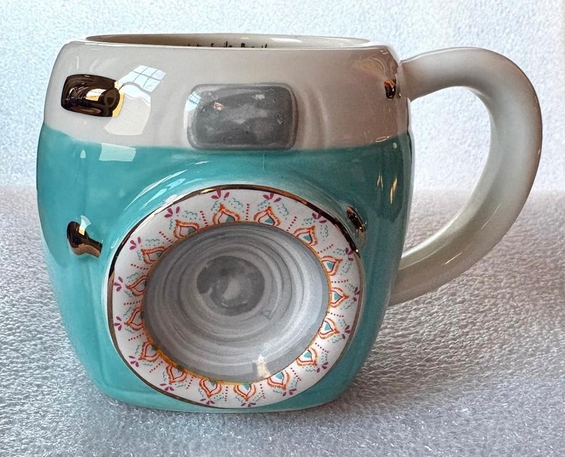 NATURAL LIFE CAMERA SHAPED MUG Stop Smile Breathe Life Is Beautiful