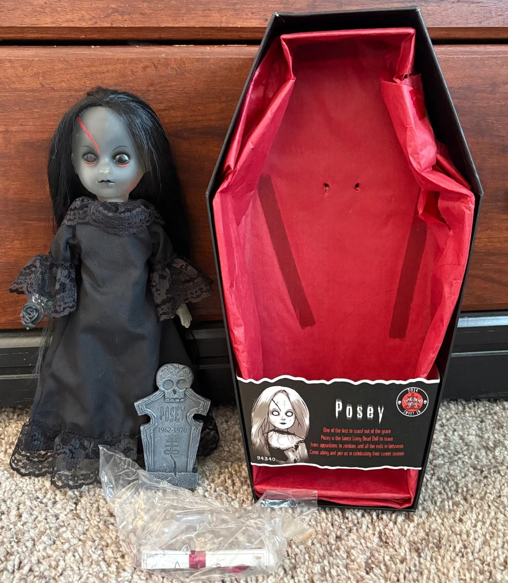 Las mejores ofertas en Living DEAD DOLLS POSEY | eBay
