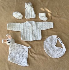 Crochet Baby Cardigan, Hat and Booties Set, baby shower gift, baby clothes set