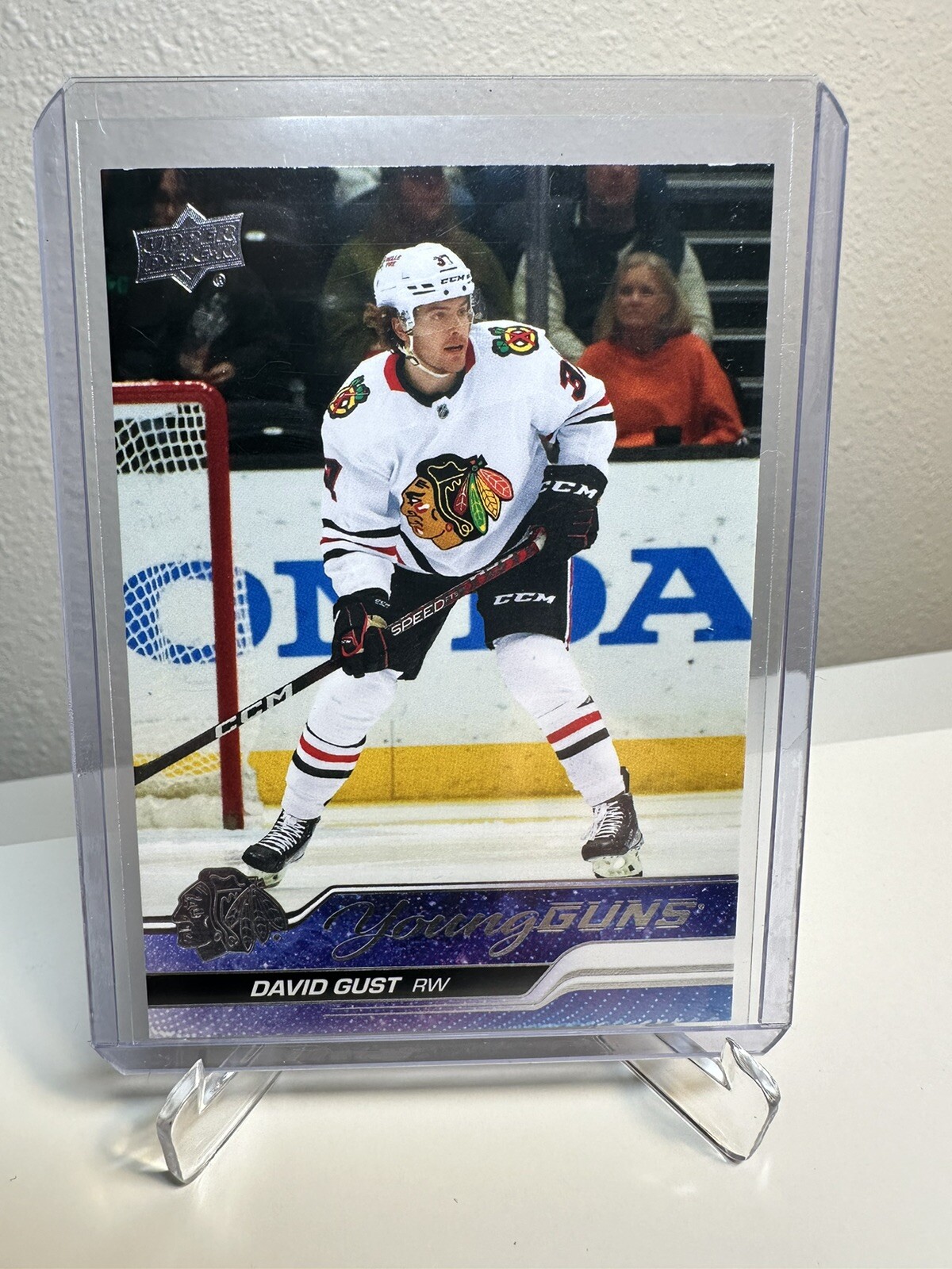 2023-24 Upper Deck Young Guns David Gust RC #218 Chicago Blackhawks
