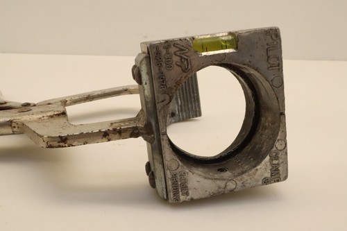 Pilot Clamp NFP FP-200 irrigatore tubo foro seghetto presa visiera kit - Foto 12 di 20