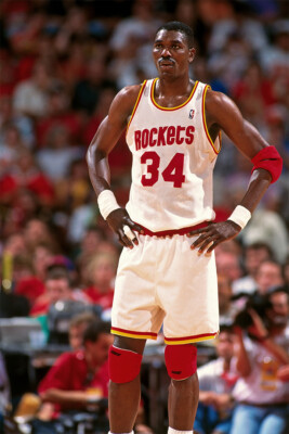 Hakeem Olajuwon American Basketball Player Wall Art Home Decor - POSTER 20x30