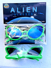 2PK Green Alien Sunglasses 5.5" Fun Kids  Adults Costume Halloween New GL16