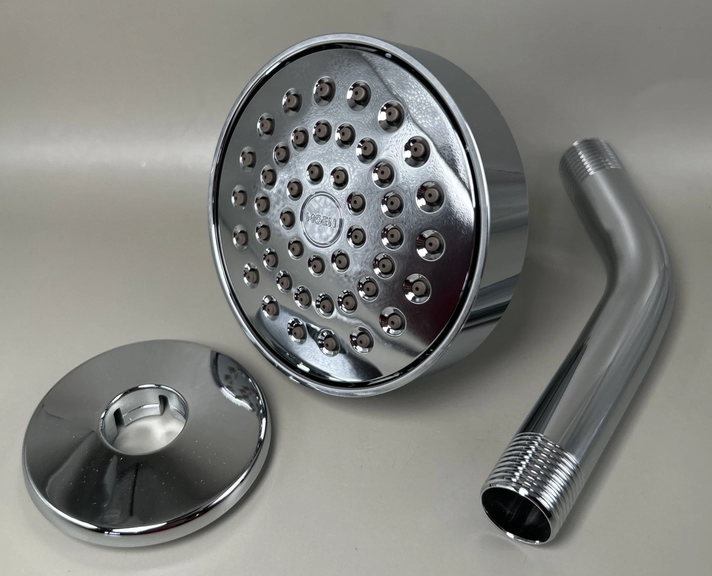 Moen T2192 Shower Head 2.5 gpm Chrome 3.5" A112.18.1M New Open Box