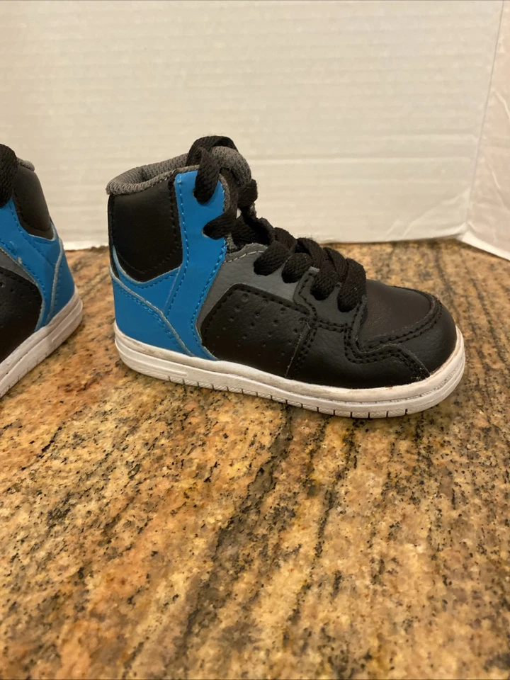 Zapatillas altas DC 'RS Spark' para niños pequeños talla 5 ADTS700008 negras/azules/blancas Foto 3 de 4