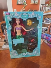 Disney Store The Little Mermaid 2015 Singing Ariel Deluxe Doll treasure chest