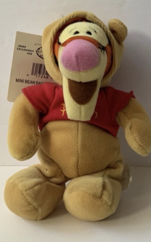 Disney Tigger Mini Bean Bag Plush Winnie the Pooh & Friends Red Shirt 2001