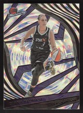 2022 Panini Revolution WNBA #42 Diana Taurasi Fractal