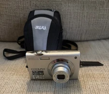 Nikon COOLPIX S4000 12.0MP Digital Camera Silver Tested, Works & w/ Case !