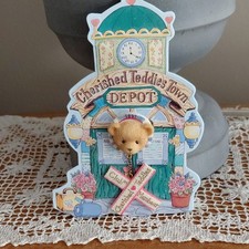 Enesco Cherished Teddies Town Club Member Bear Pin CRT279 1997