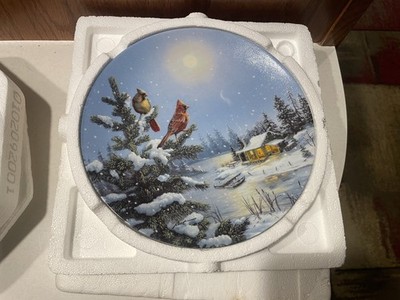 Bradford Exchange Wings of Winter 8'' Plate  Moonlight Retreat  D.L. Rusty
