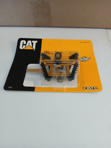 1/64 CAT Wing Disk Ertl - Picture 2 of 5