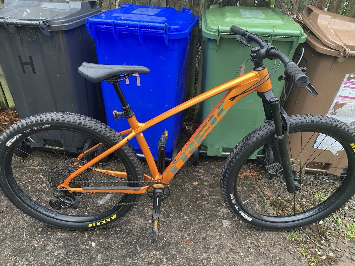 Trek Bikes Trek Roscoe 24 Orange Treck Roscoe UK
