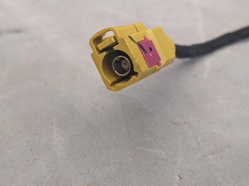 OEM 2012-2015 Fiat 500 Black Stereo Radio Antenna Base 68085981AA - 第 3/12 張圖片
