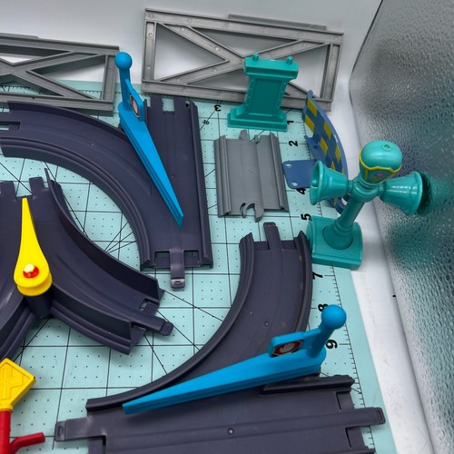 Learning Curve Ludorum Chuggington Lot of tracks See Pictures for what you get - Picture 9 of 10