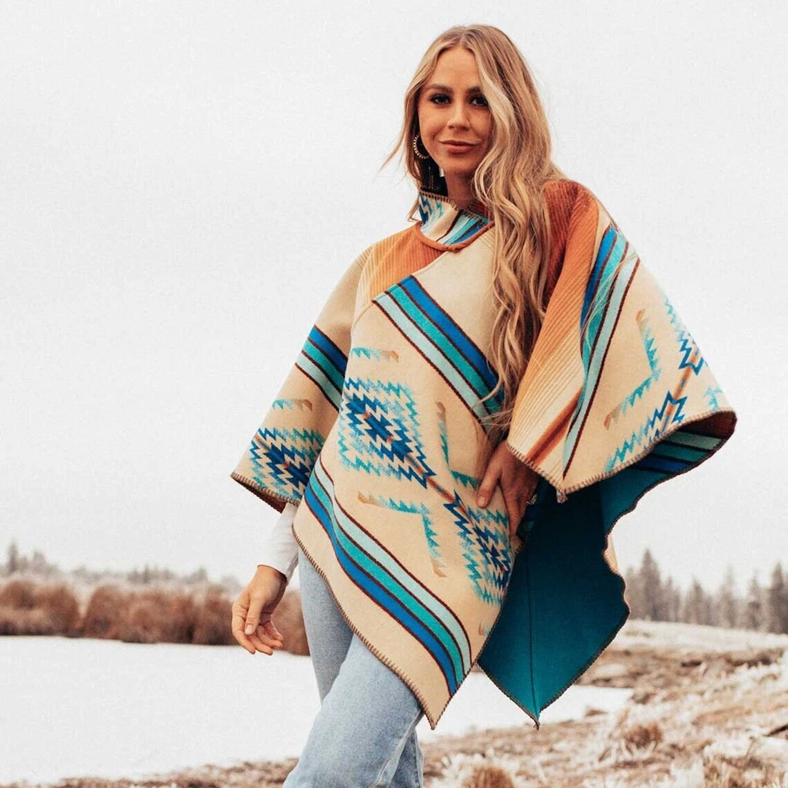 Handmade Kelly Reilly TV Series Yellowstone Beth Dutton Poncho Cape Coat