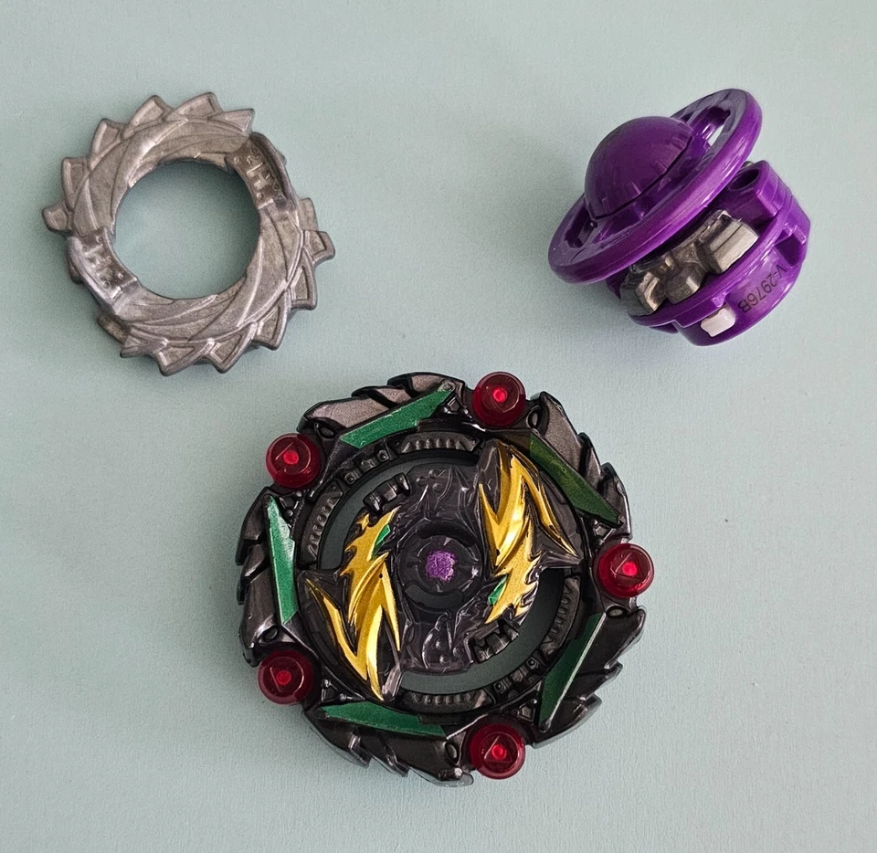 Beyblade Burst B-164 Curse Satan Satomb Hurricane Foto 3 de 4
