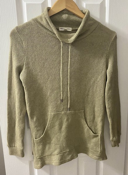 FRESH SOUL Ladies Green/Beige Tunic Knit Jumper with Pocket Near New Size 8