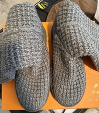 UGG Womens 7 Knit Sweater Tall Gray Boots