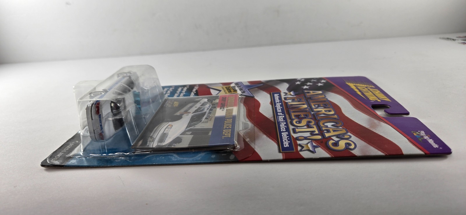 Johnny Lightning America's Finest Chevy Caprice Honolulu HI Police Dept.