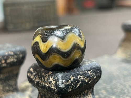 Old Tibetan Nepalese Himalayan Ancient  eye Old Dzi Talisman Beads Amulet - Foto 1 di 7