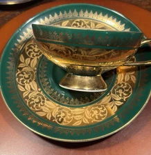 Rudolf Wachter RW Bavaria Footed Tea Cup & Saucer Green Gold Lorelai Germany