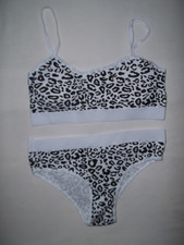 Girls 12yrs leopard print removable pads bralette & panties set black & white