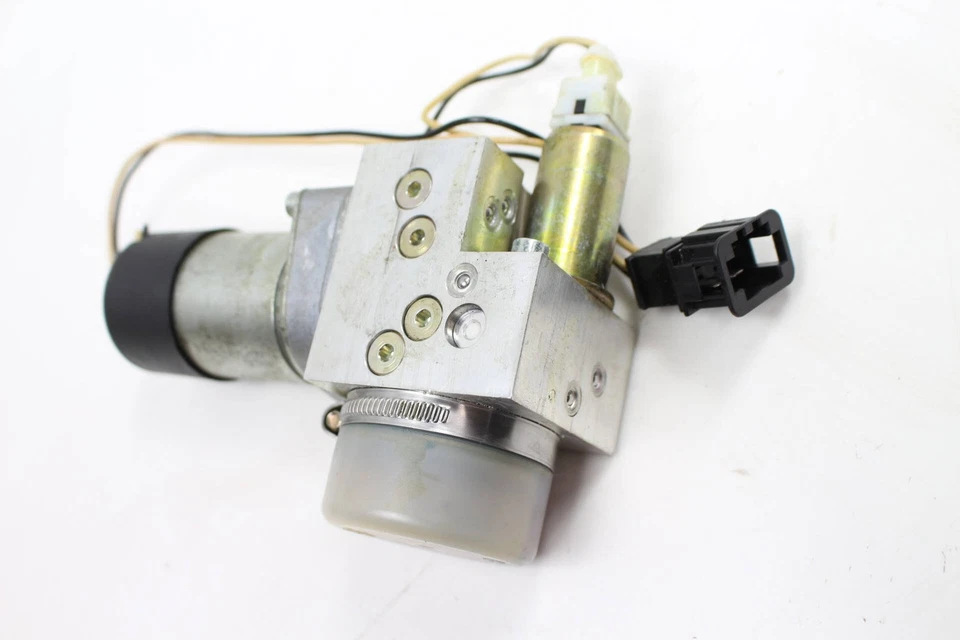 VW PHAETON 2004-2006 - Tapa maletero bomba hidráulica 3D5827383A Foto 2 de 4