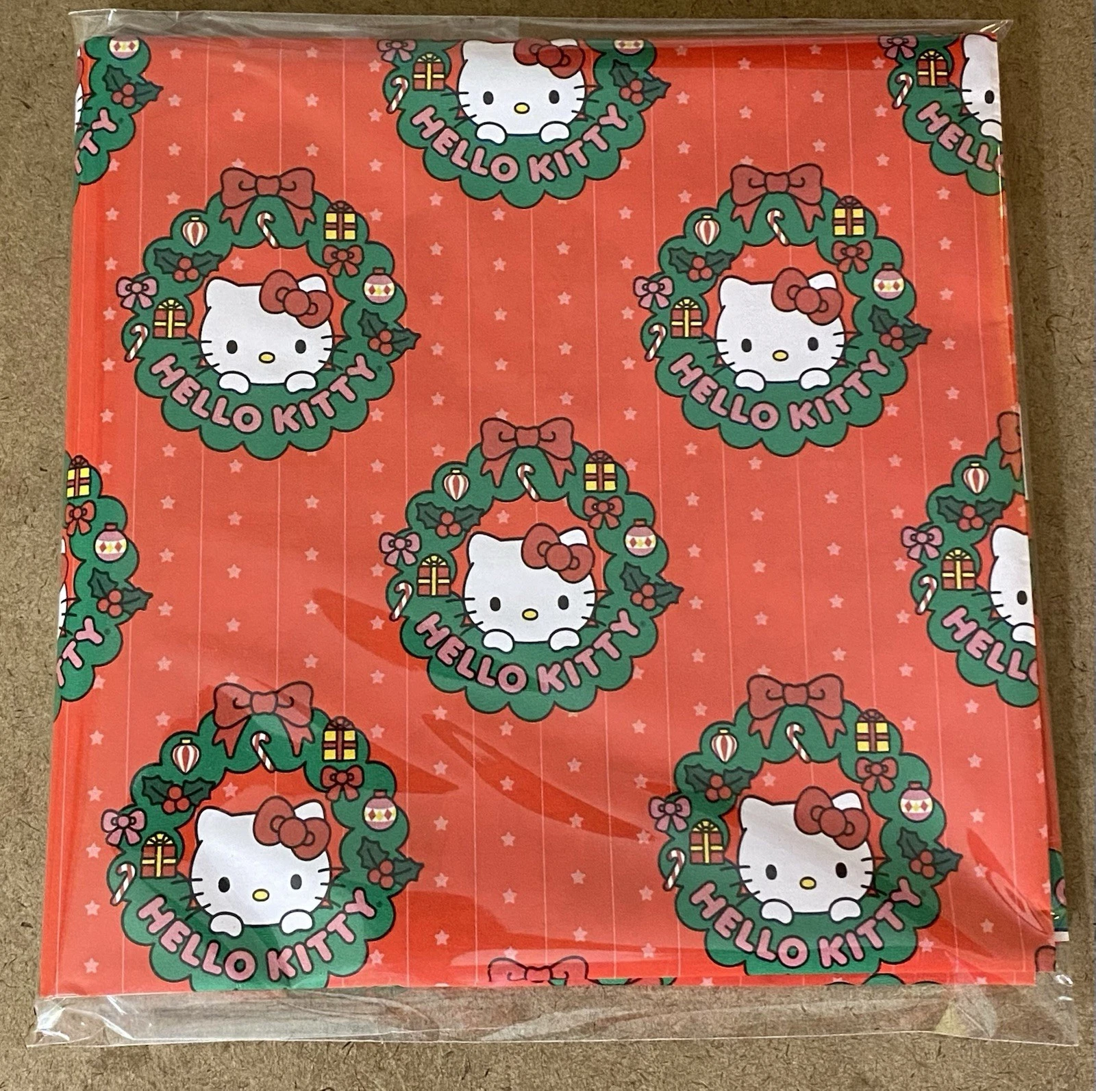 HELLO KITTY  Christmas Wrapping Paper